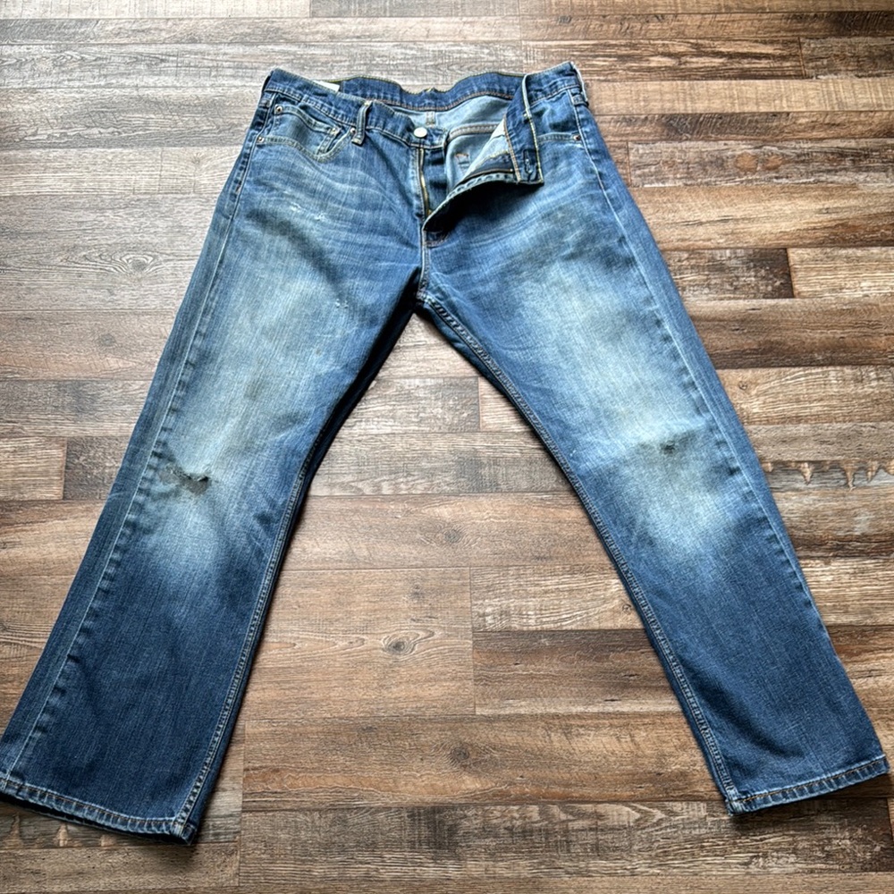 Levis Classic Blue Denim Jeans